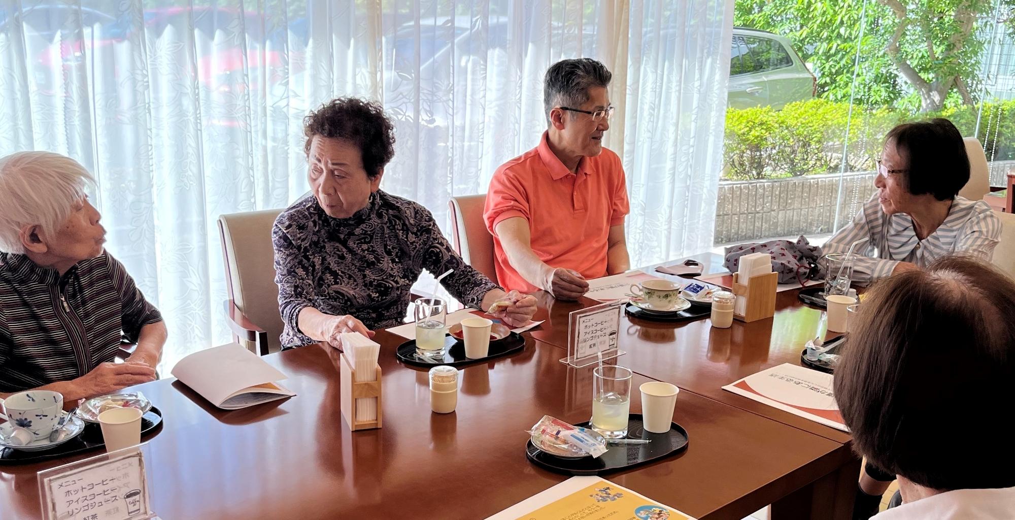 6月21日は神宮カフェ