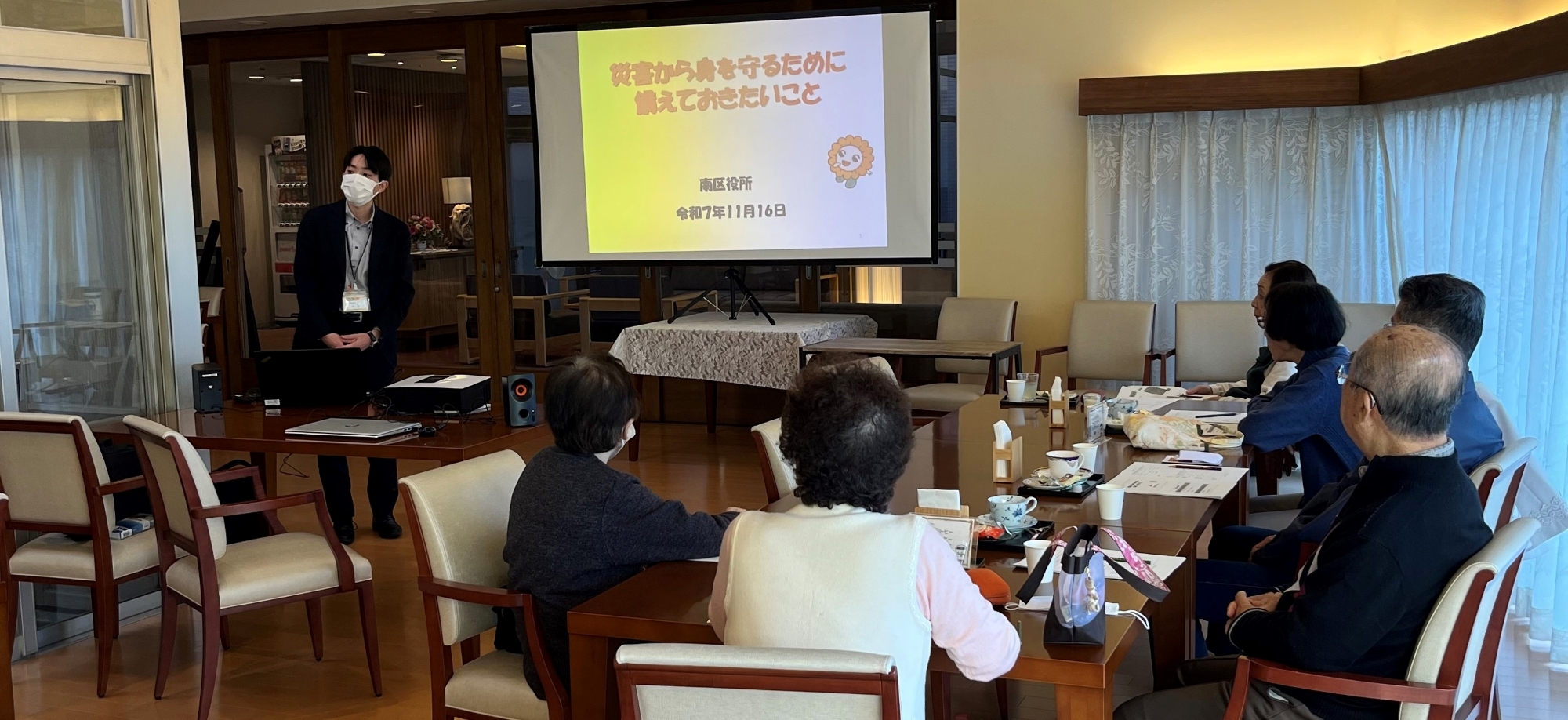 11月の神宮カフェは市政出前トーク！