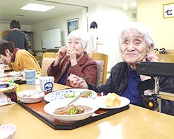 バレンタインスペシャルおやつ＆こよみ膳