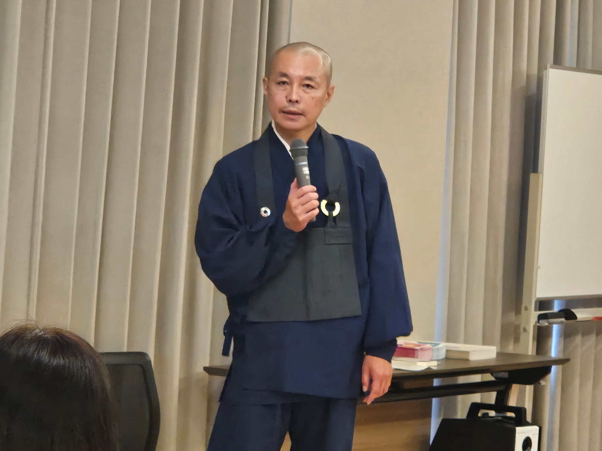 椅子坐禅会を開催しました！