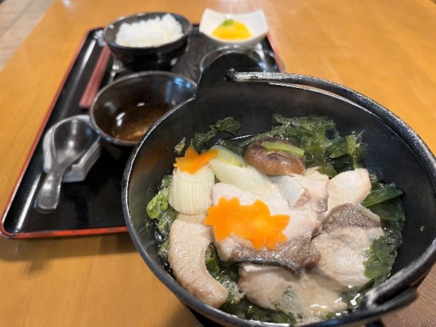 鰤ちり鍋をご用意いたしました。