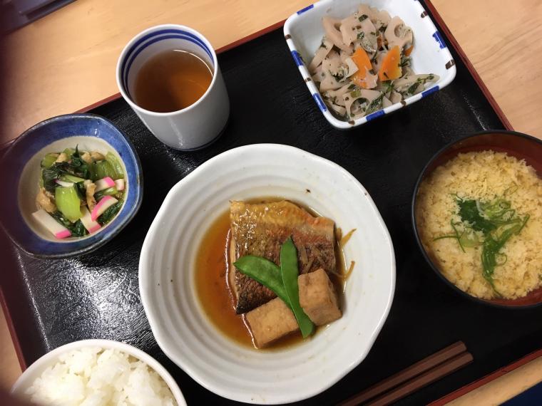 ライフハウス緑橋２昼食20191022