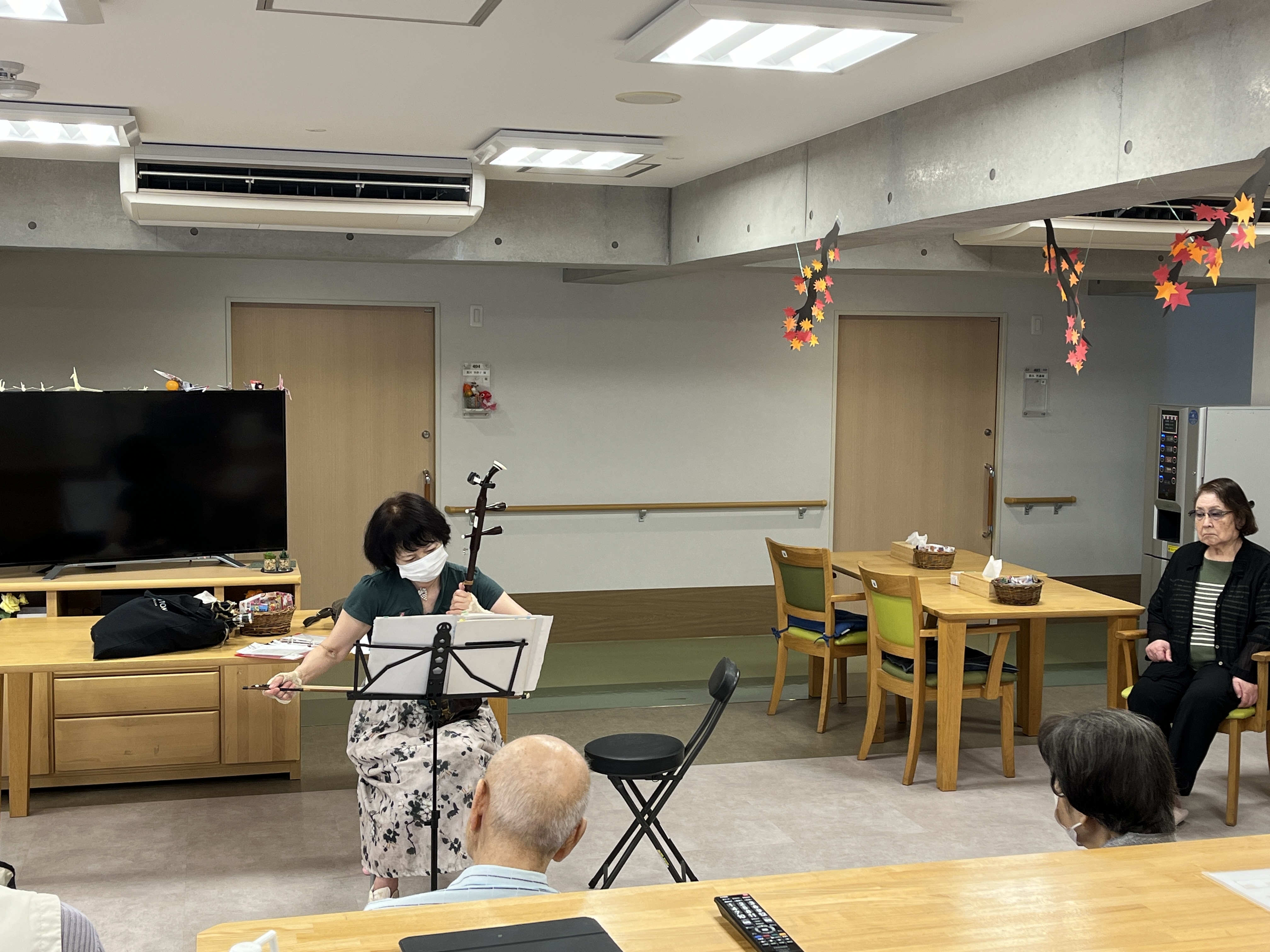日曜の午後、二胡の演奏会