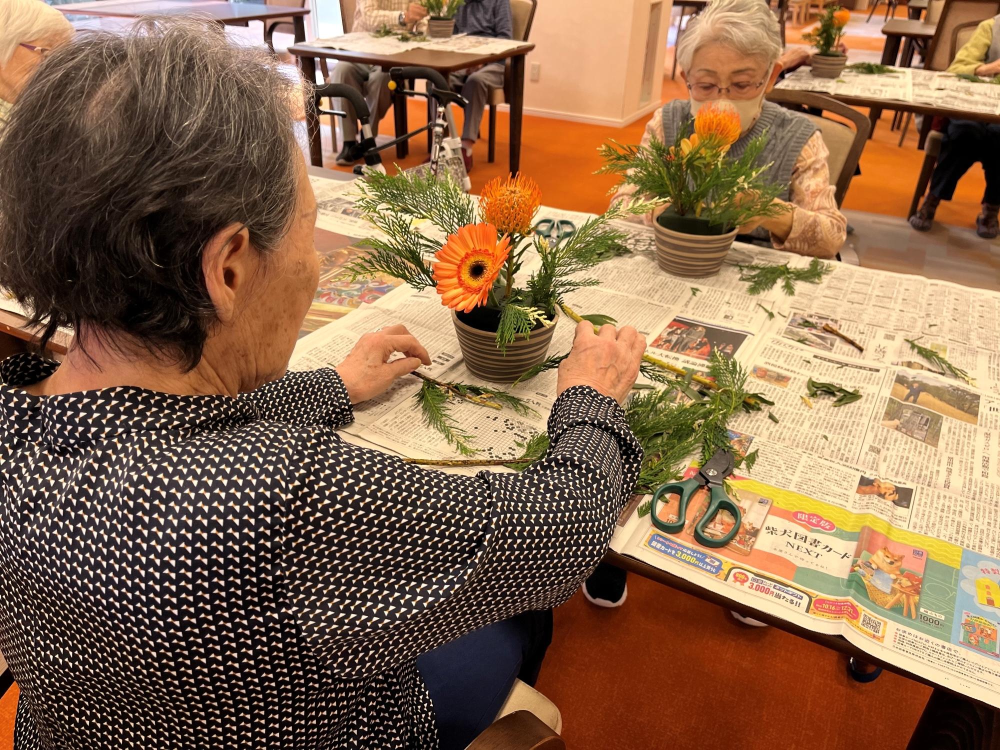 2アレンジメント中2511y7jpg