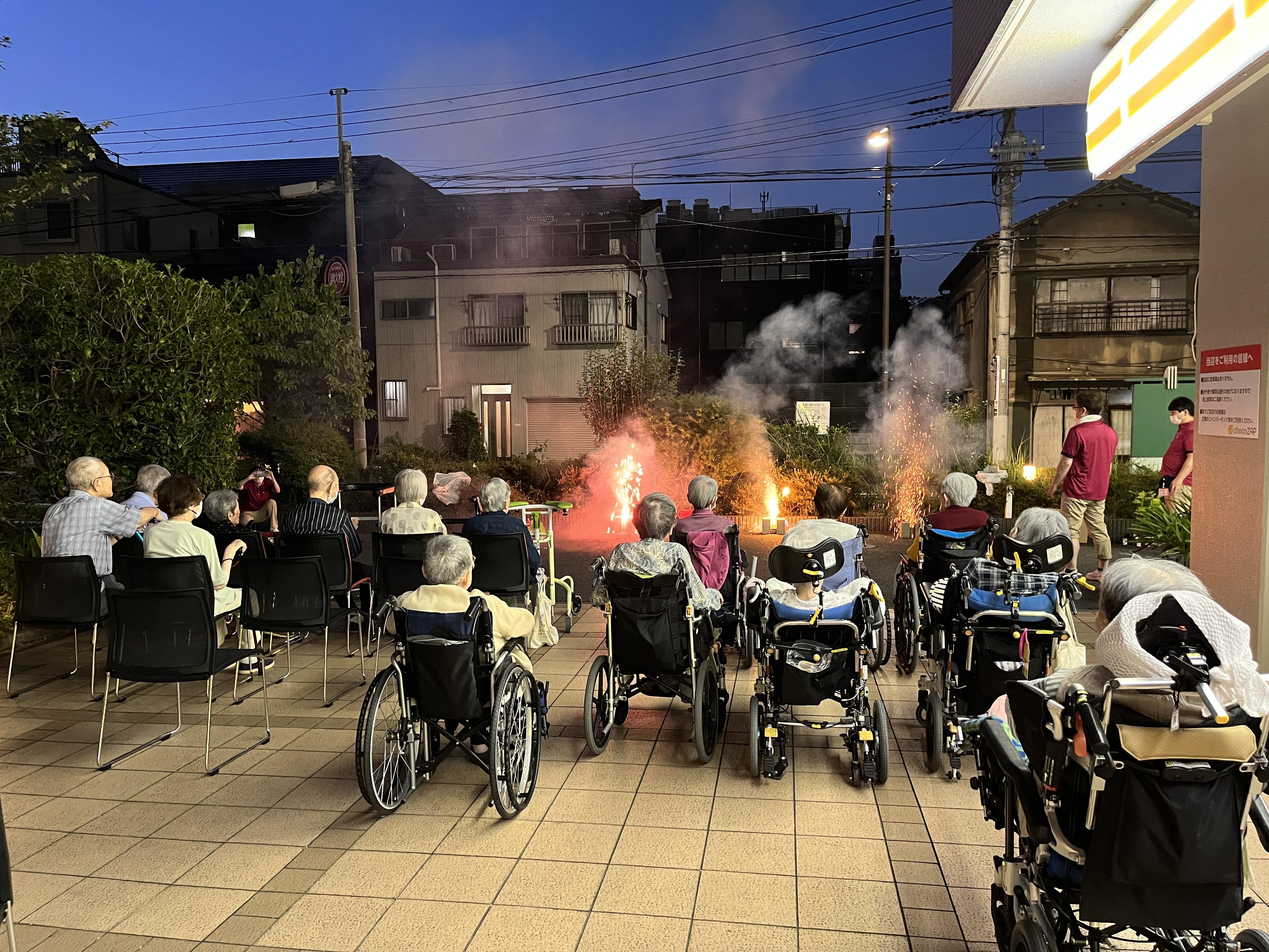 花火鑑賞会.JPG