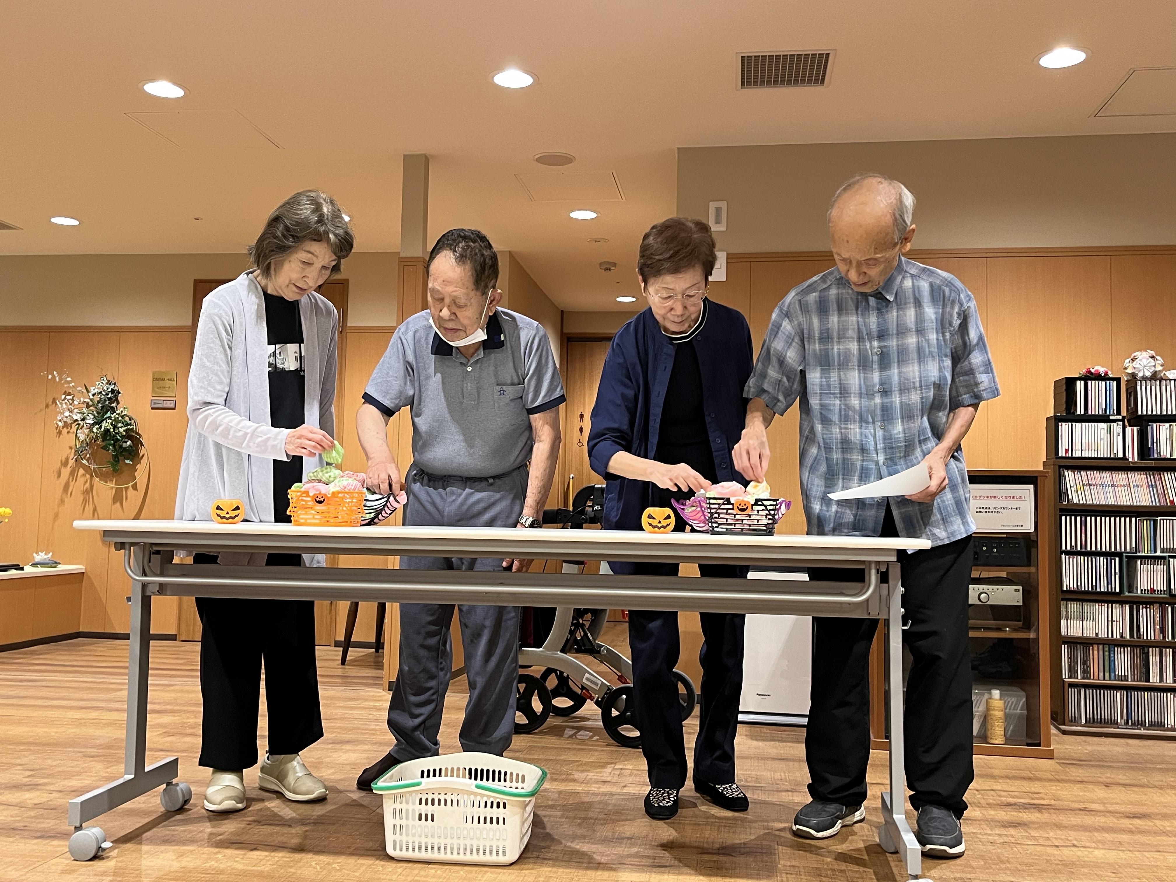 秋の館内ウォーキングラリー202510034