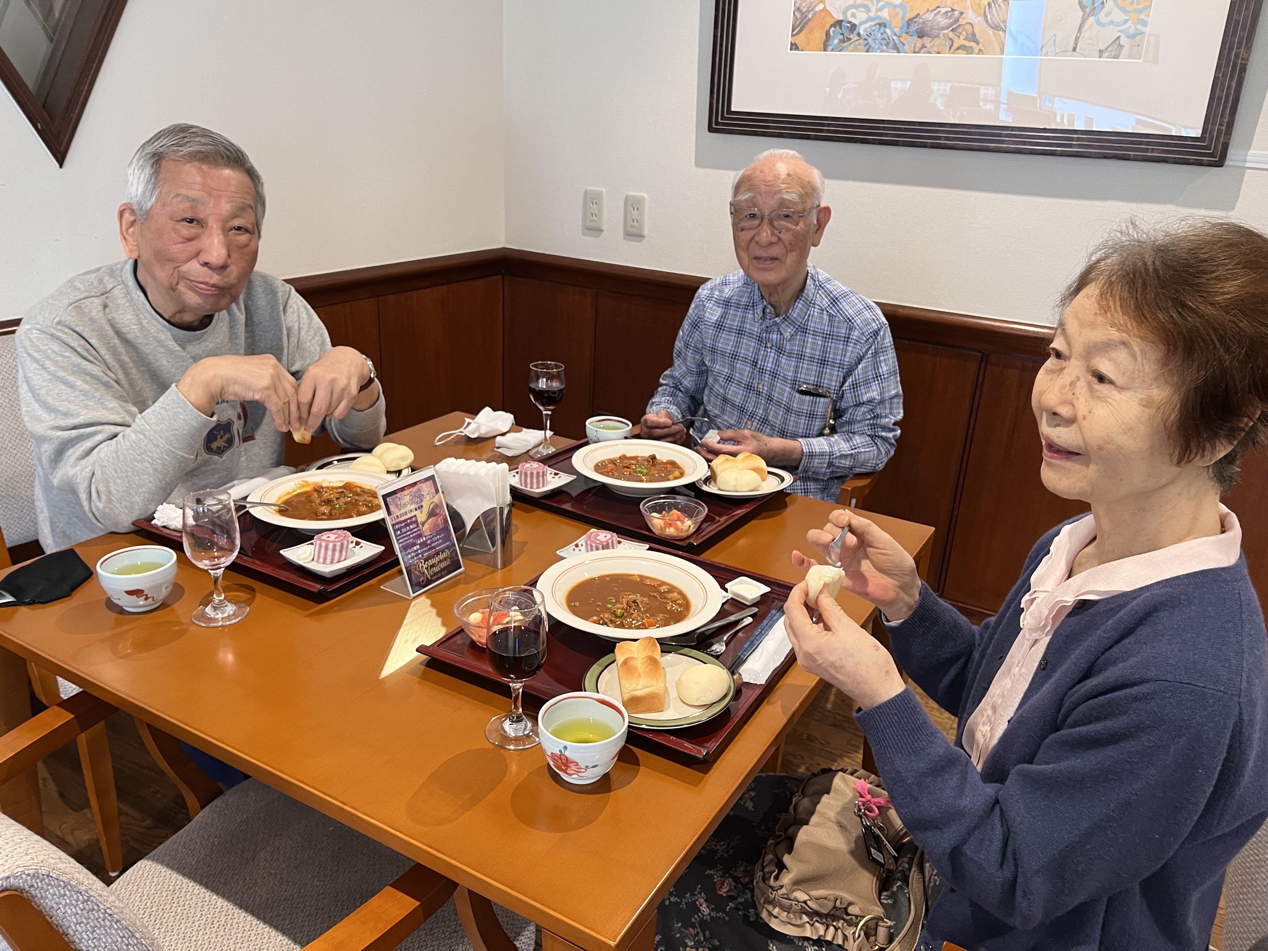 大宮公園ボジョレーヌーボ2511204