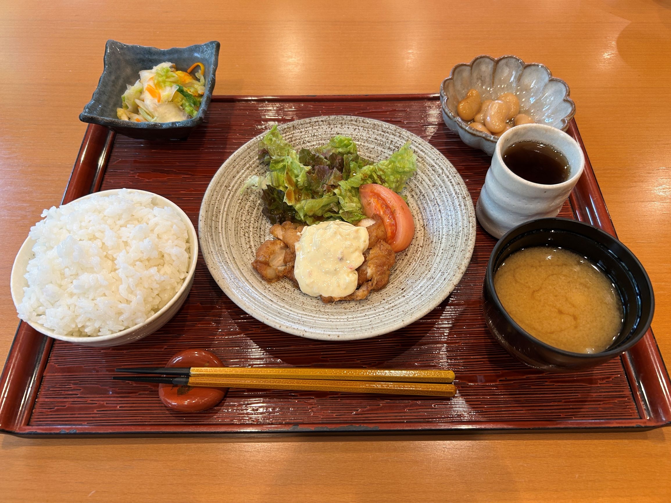 ■地域開放もしているレストランメニューの紹介■