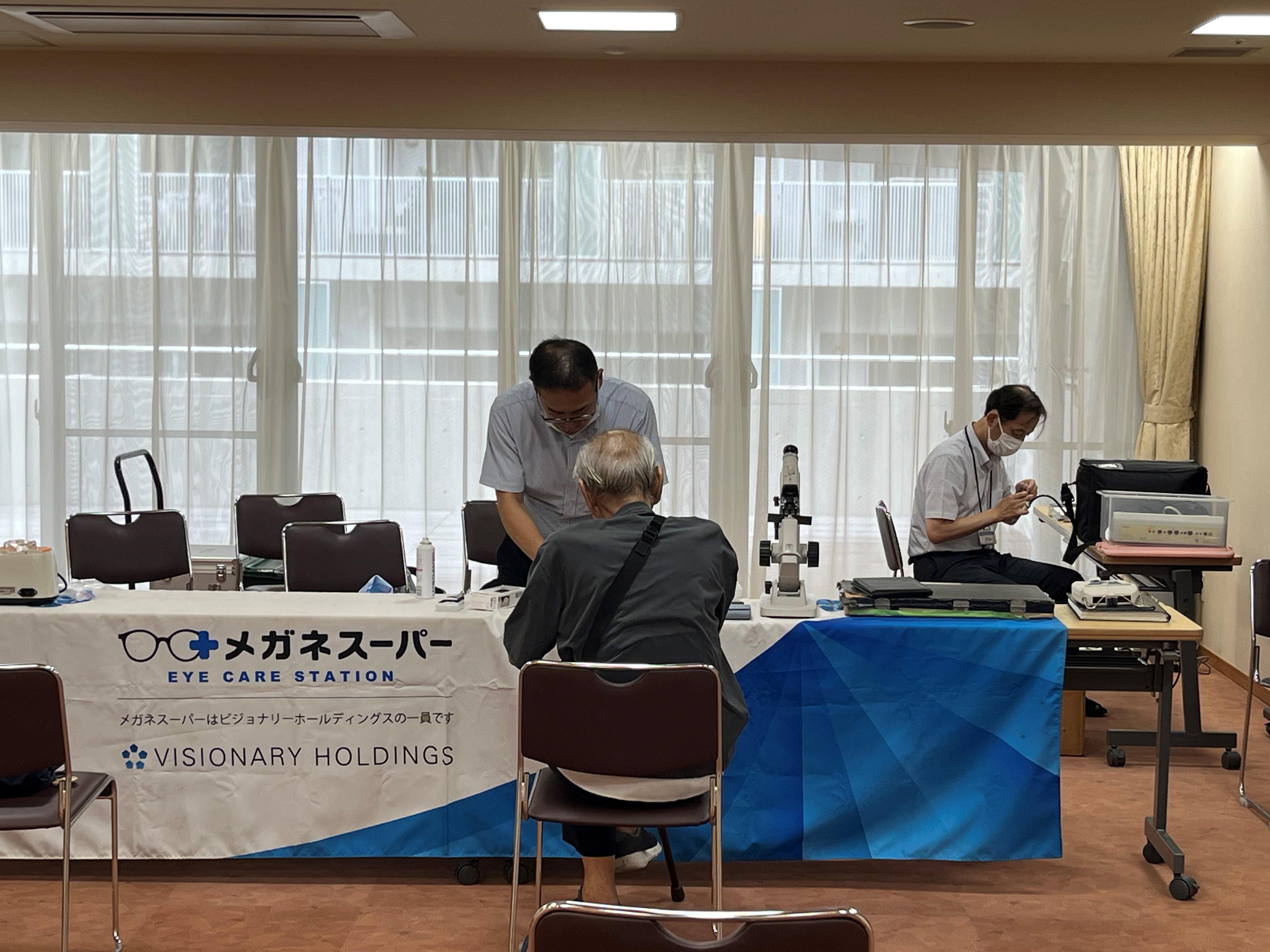 眼鏡も補聴器も身近に!大好評の眼鏡相談会
