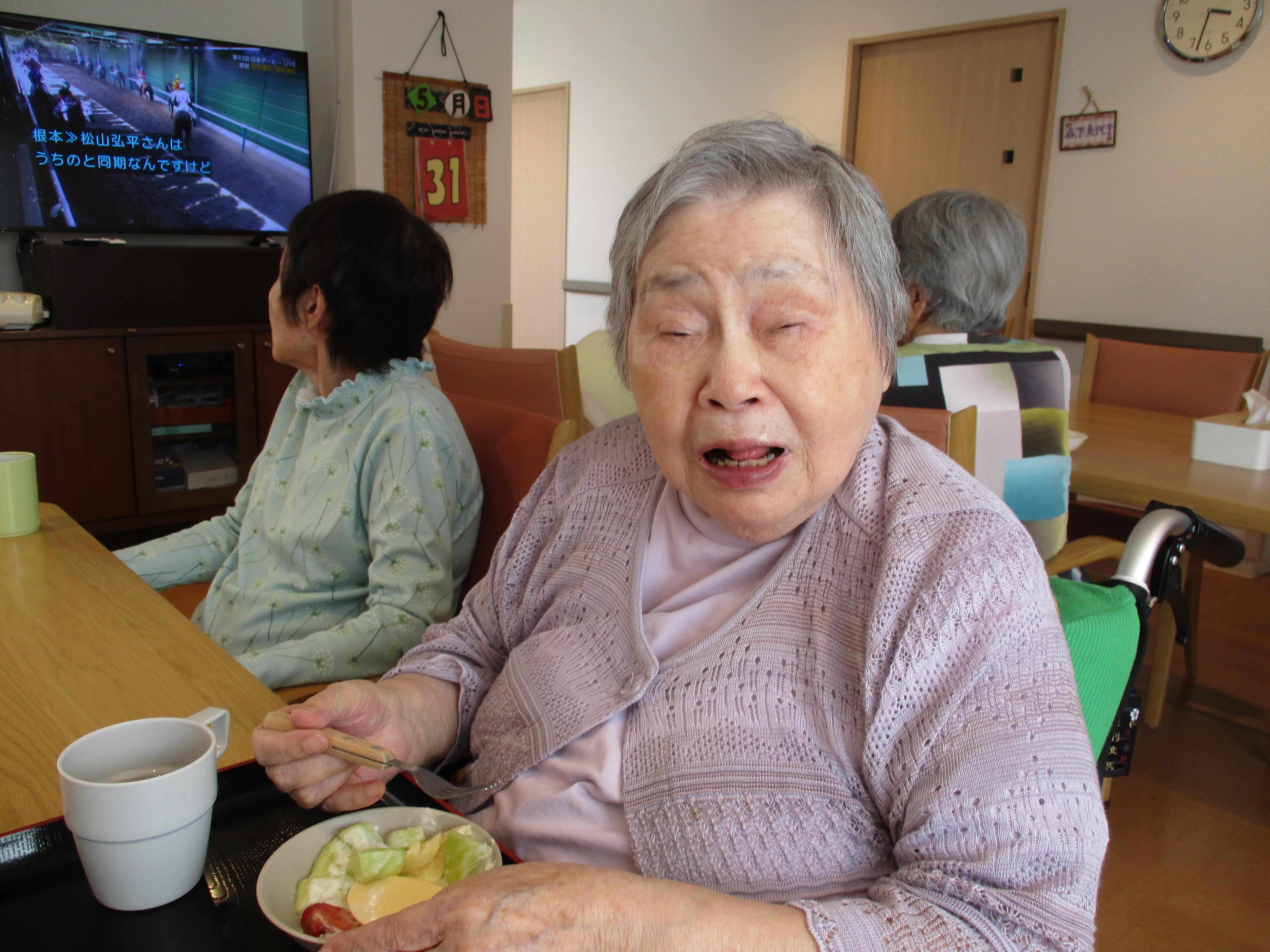 ②