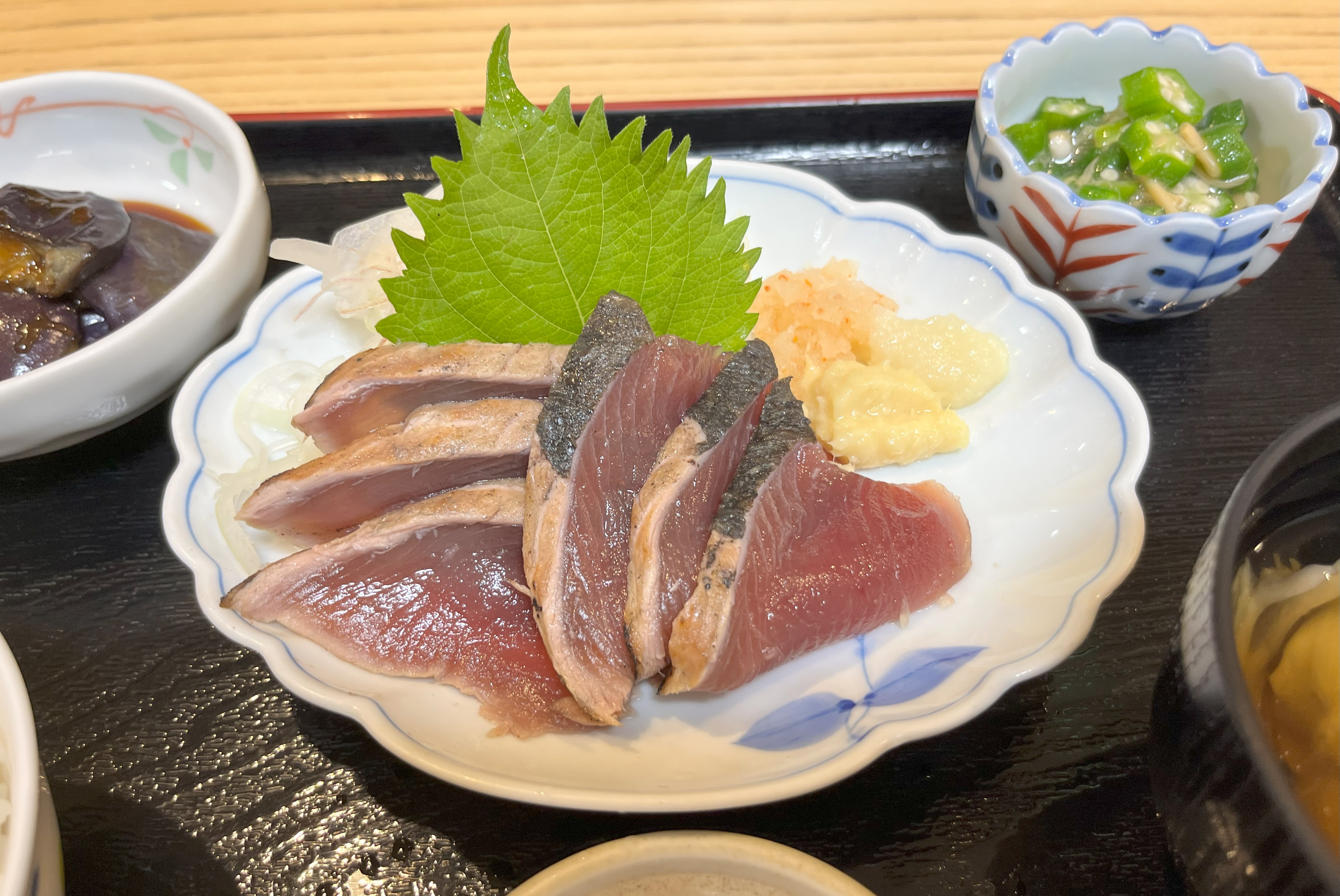 今日の夕食は「カツオのたたき」